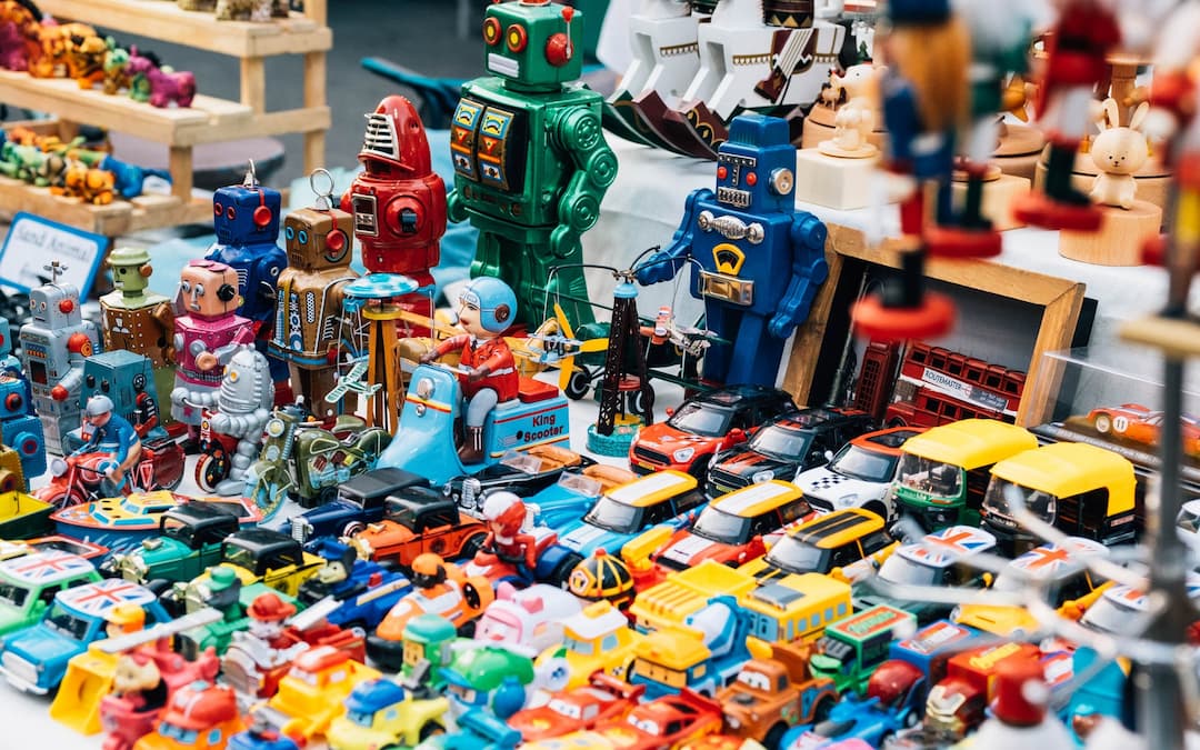 How to start a toy store business online